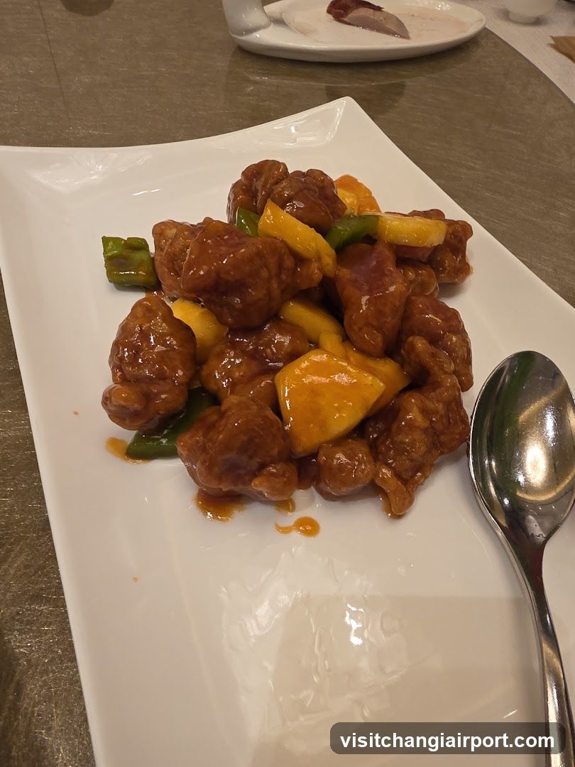 Sauce Chicken with Pineapple and Peppers