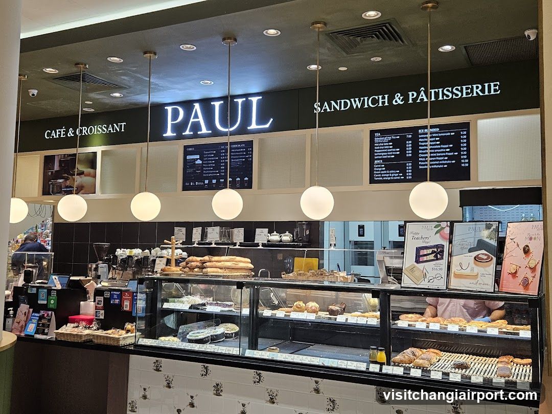 Paul Bakery Counter