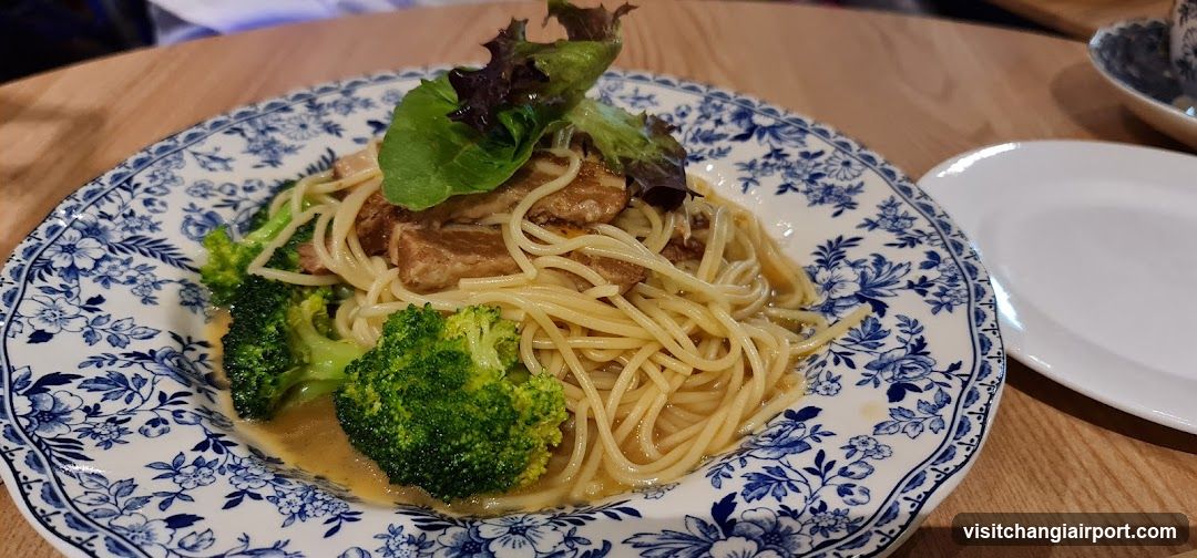 Pasta with Broccoli and Meat