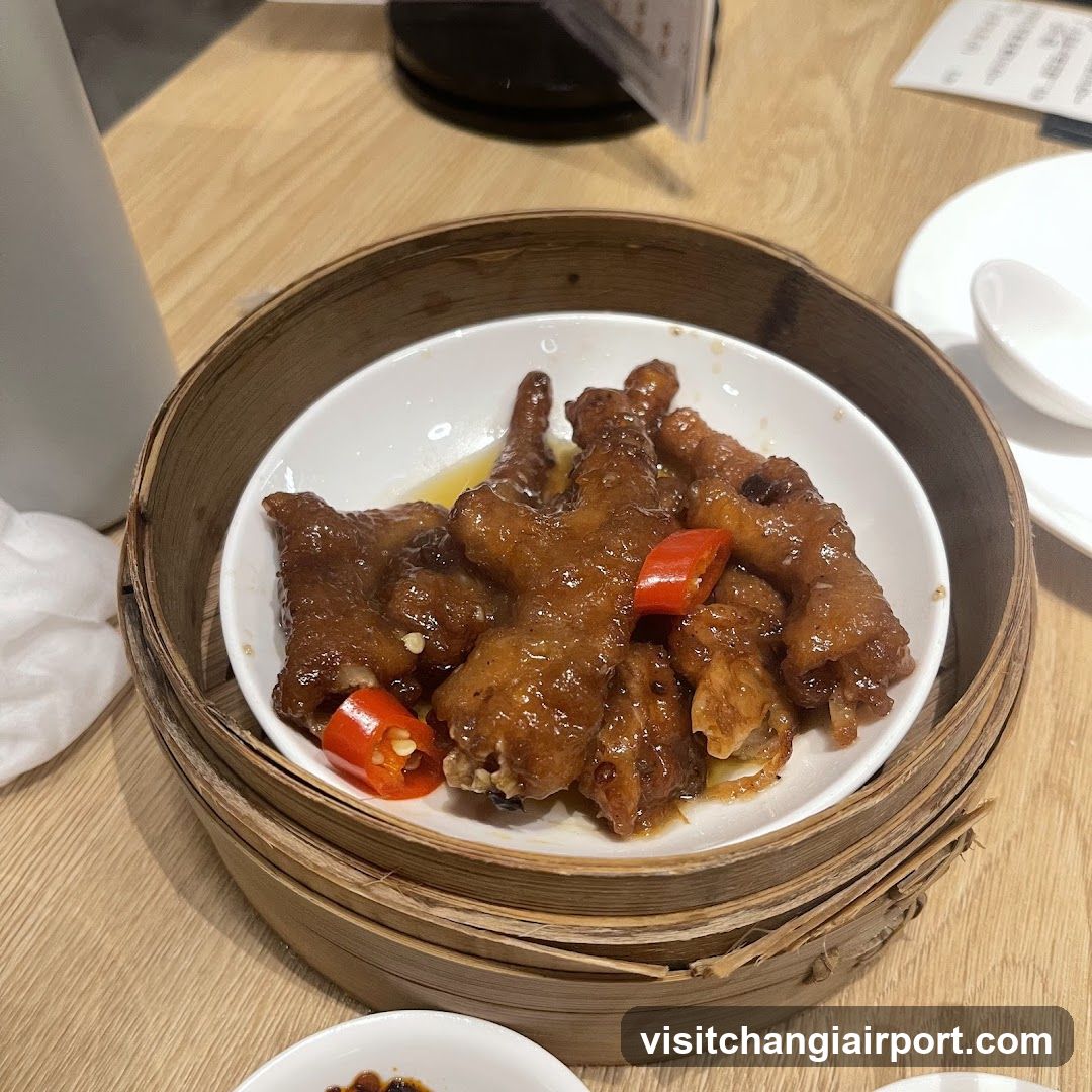 Braised Chicken Feet in Bamboo Steamer