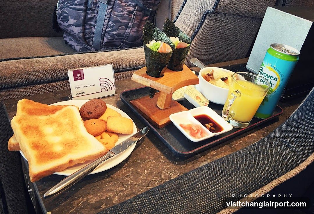 Aircraft Breakfast Tray
