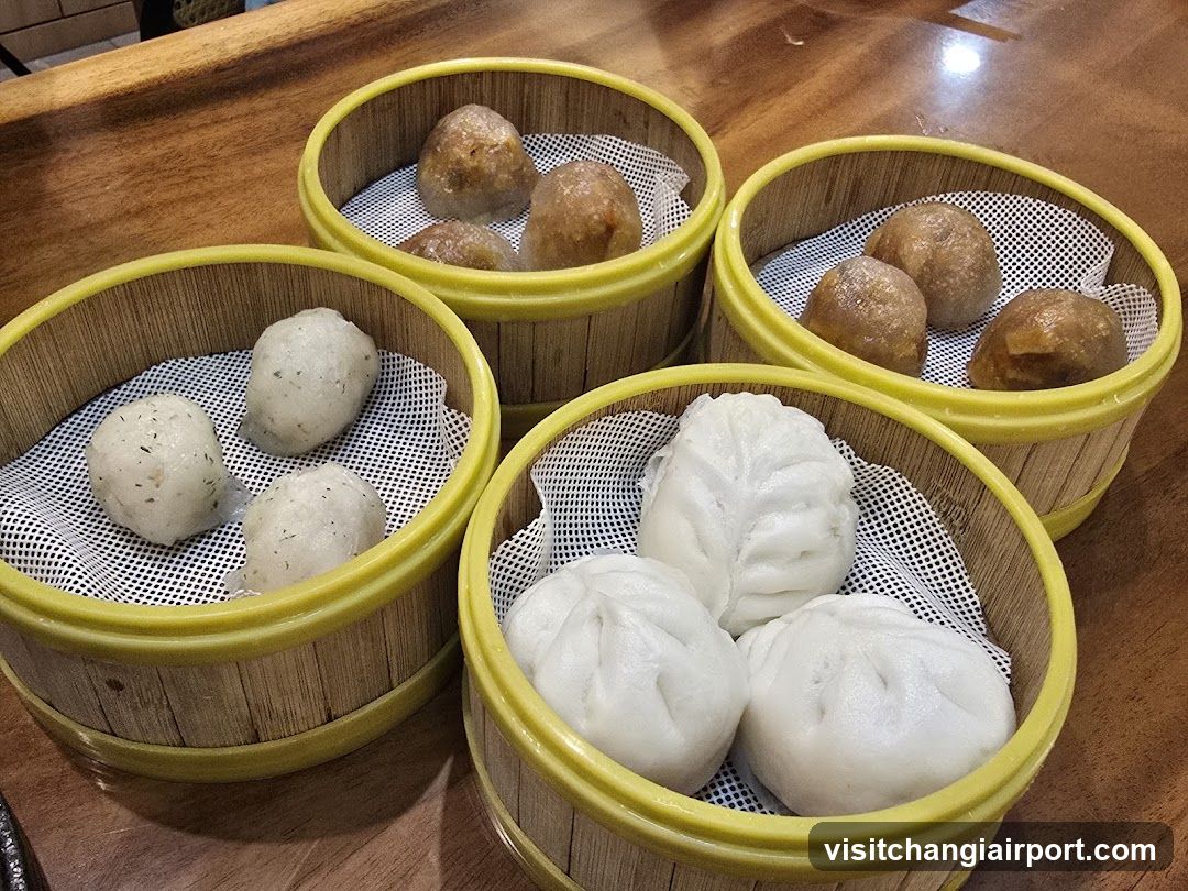 Steamed Dumplings in Bamboo Baskets