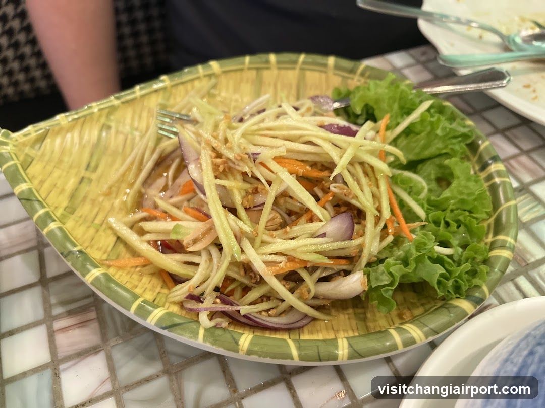 Mango Salad with Lettuce