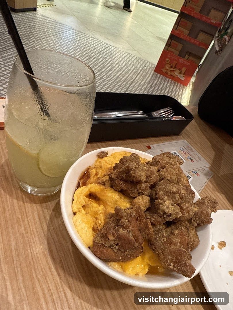 Fried Chicken and Omelette Bowl with Lemonade