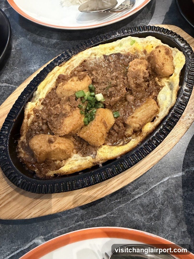 Sizzling Dish with Tofu and Minced Meat