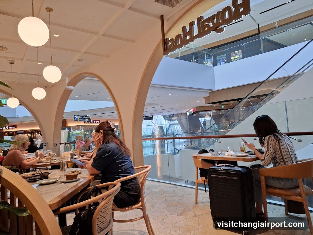Dining Area in Mall
