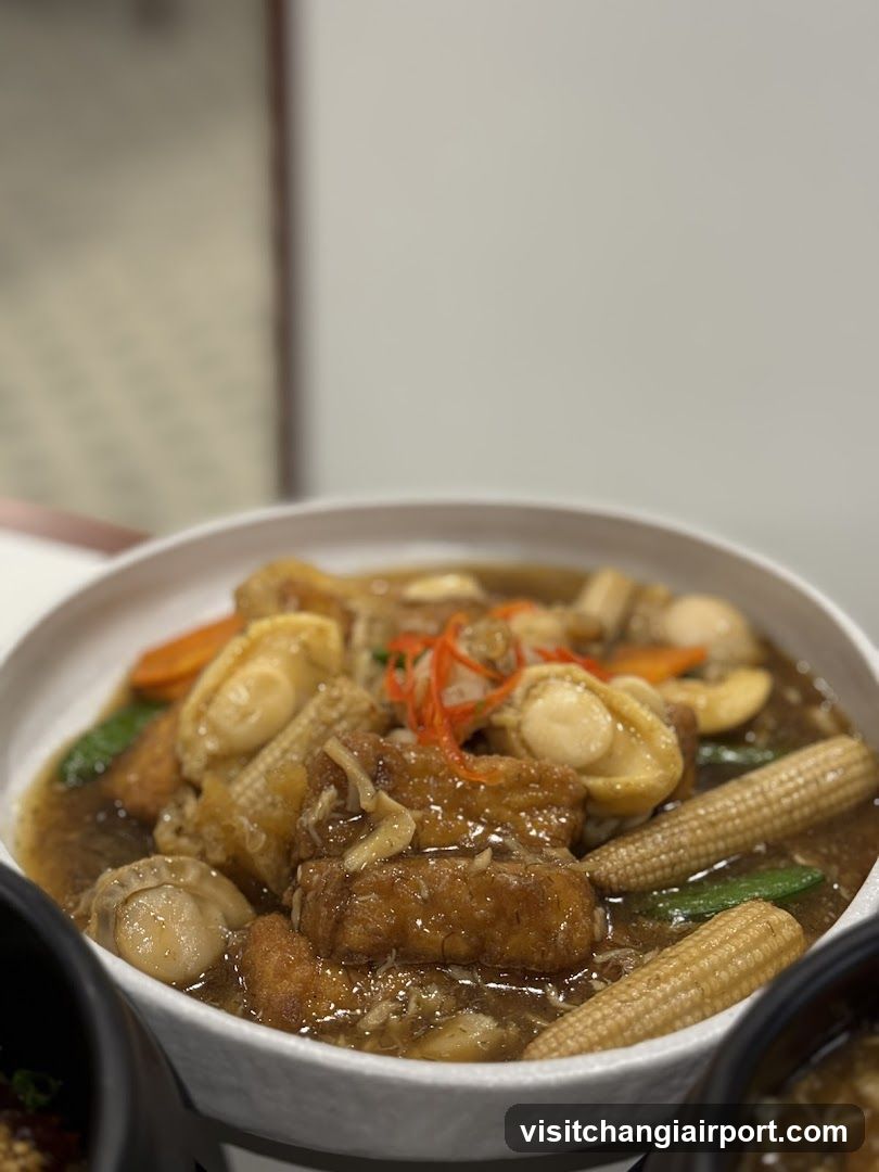 Stir-fried Seafood and Vegetables with Sauce
