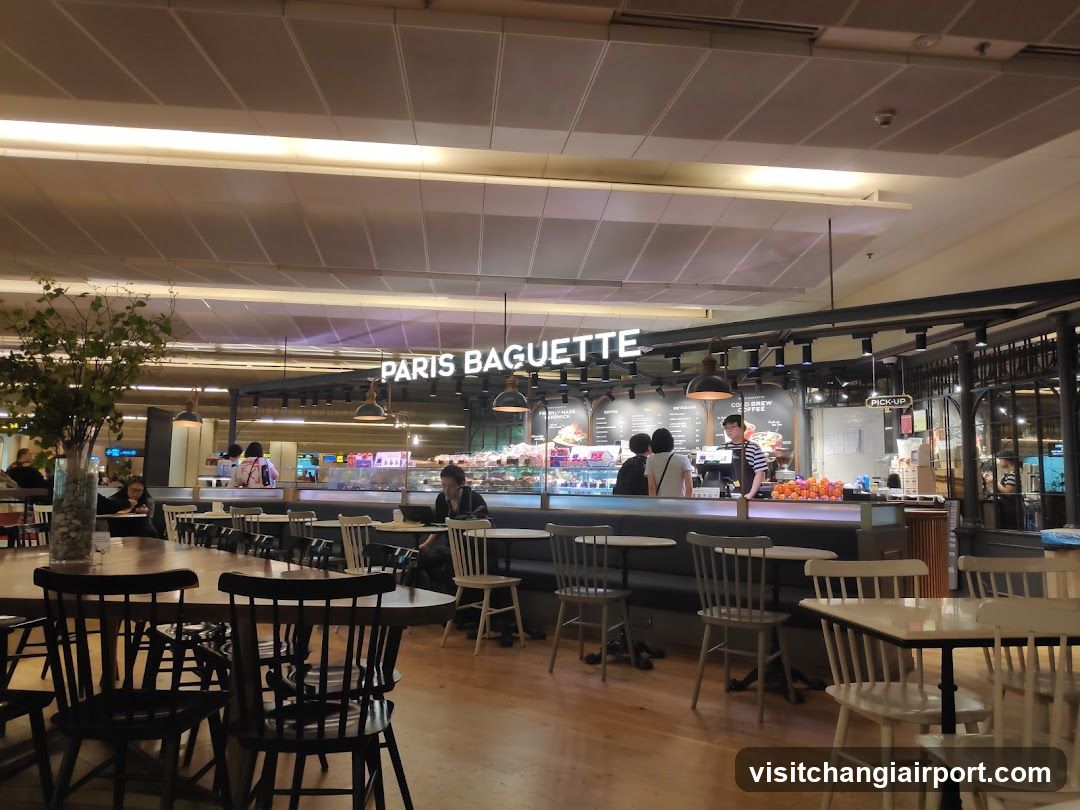 Paris Baguette Interior