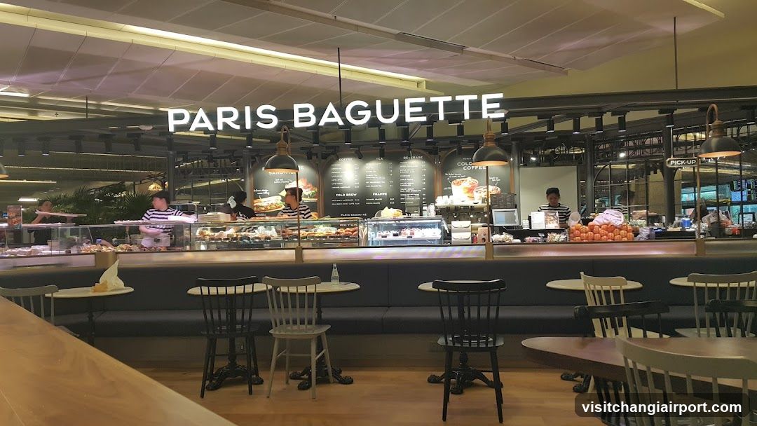 Paris Baguette Interior