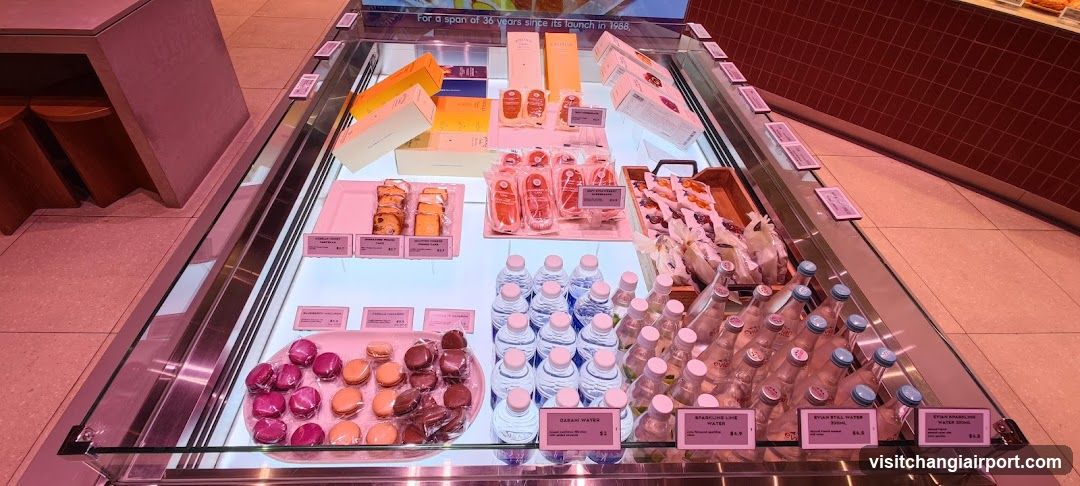 Dessert and Drink Display Case