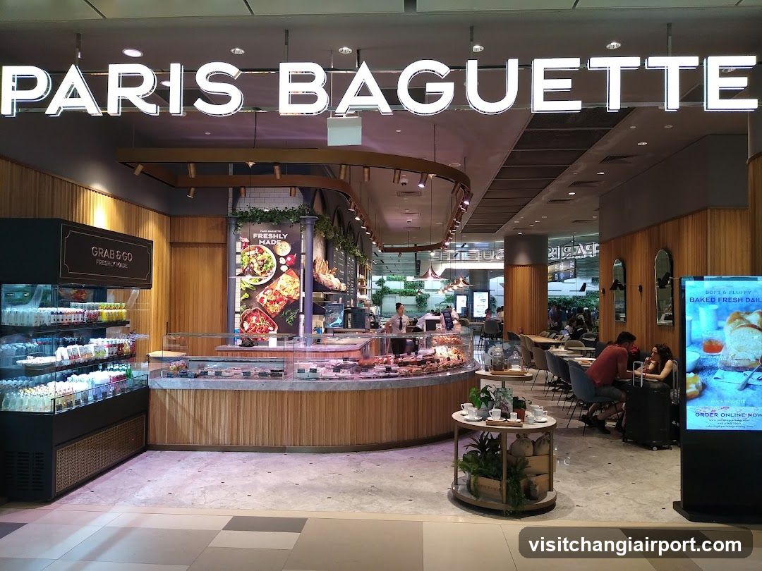 Paris Baguette Interior